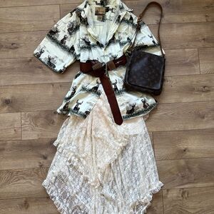 Layered Half Slip Lace Skirt | Size Small | Cream